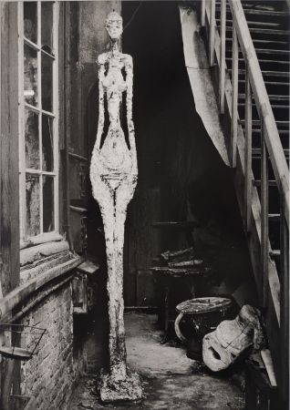 Фотографии Scheidegger - Alberto Giacometti, Frauen-Skulptur