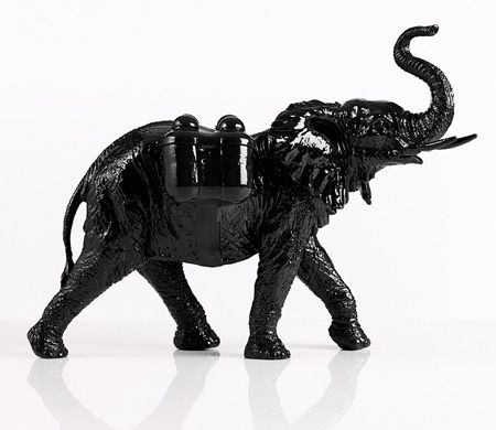 Многоэкземплярное Произведение Sweetlove - Cloned black Elephant with Waterpacks.