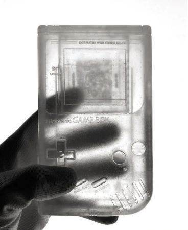 Многоэкземплярное Произведение Arsham - Crystal Relic 002 - Handheld Gaming System