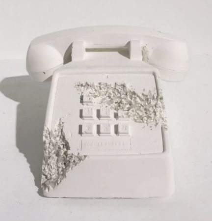 Многоэкземплярное Произведение Arsham - Future Relic 05 - Telephone