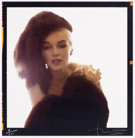 Многоэкземплярное Произведение Stern - Marilyn with Fur Hat