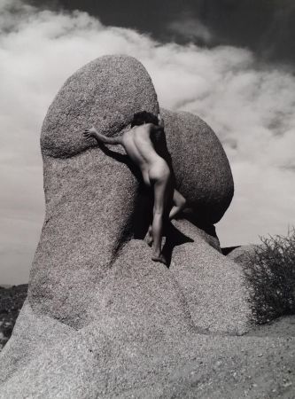 Фотографии De Dienes  - Nu sur le rocher