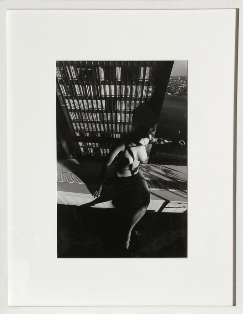 Фотографии Clergue - Nude on a Ledge