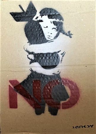 Многоэкземплярное Произведение Banksy - Ragazza che abbraccia la bomba