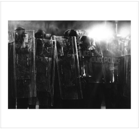 Многоэкземплярное Произведение Longo - Untitled (Riot Cops)
