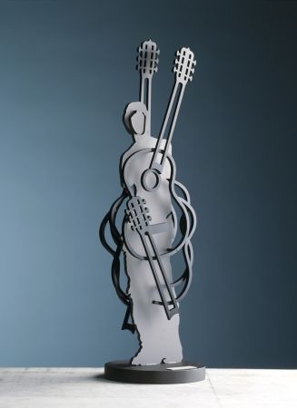 Многоэкземплярное Произведение Arman - Venus à cordes