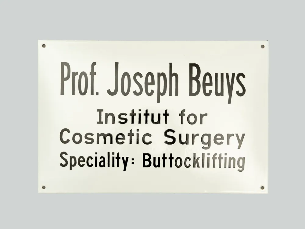 Многоэкземплярное Произведение Beuys - Buttlocklifting