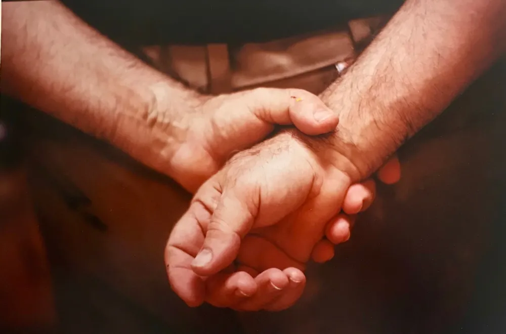 Фотографии Blum - Sam Francis hands 