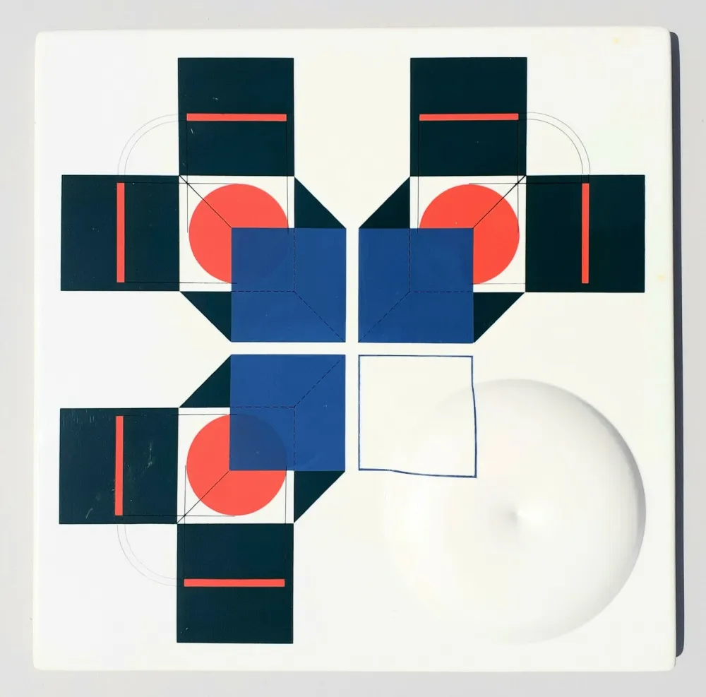 Многоэкземплярное Произведение Bonalumi - Multiplo