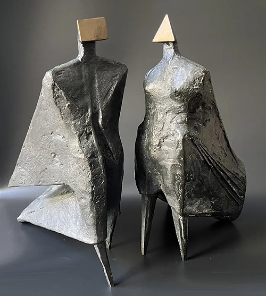 Нет Никаких Технических Chadwick - Pair of Cloaked Figures IV
