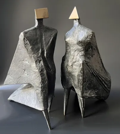 Нет Никаких Технических Chadwick - Pair of Cloaked Figures IV