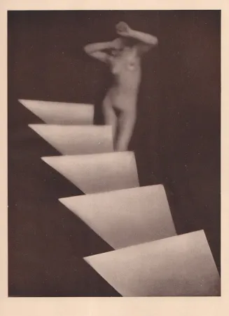 Иллюстрированная Книга Drtikol - Žena ve světle (Woman in Light)