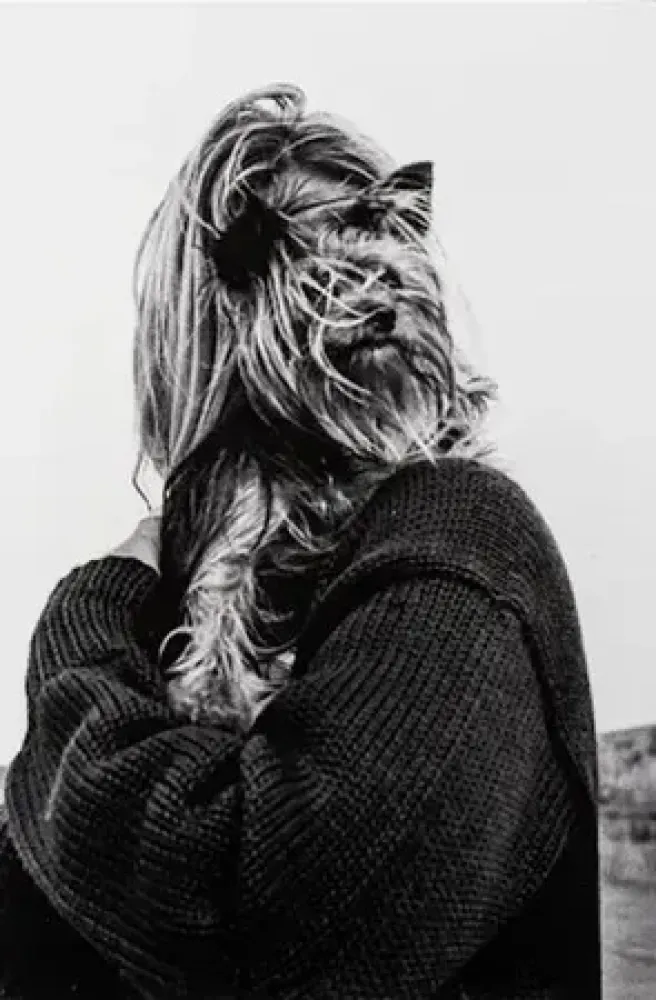Фотографии Erwitt - FEMME AU CHIEN 