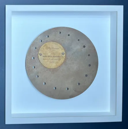 Нет Никаких Технических Fontana - Lucio Fontana (1899-1968) - Lucio Fontana's metal sculpture commissioned by Alfa Romeo - 1964