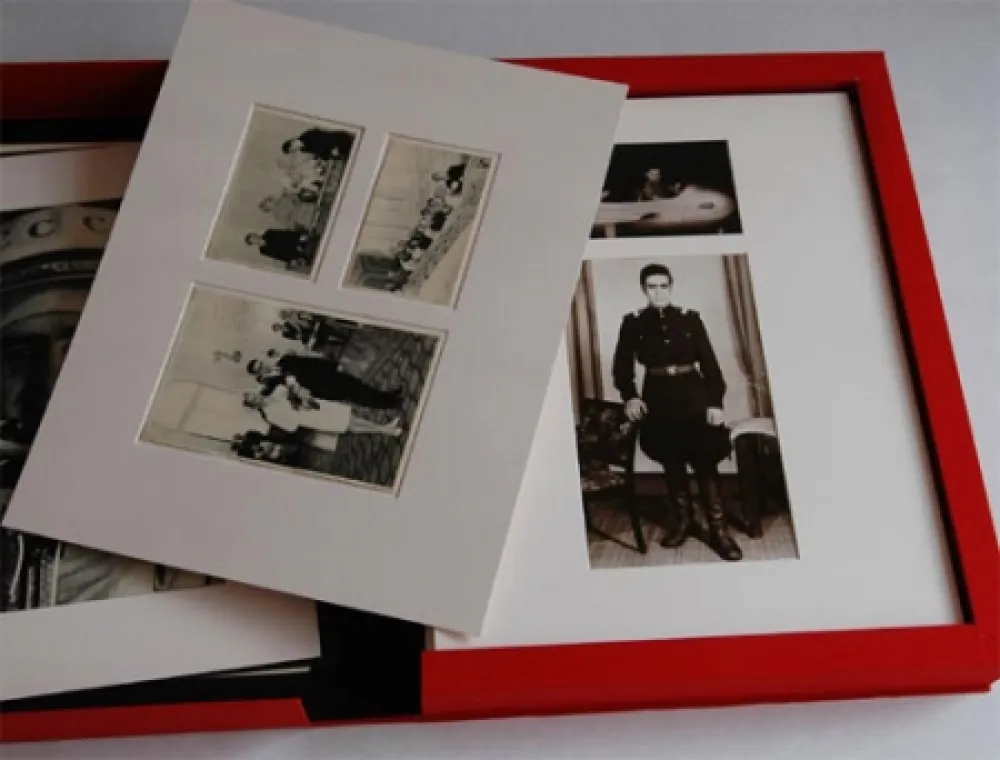 Иллюстрированная Книга Fontcuberta - Sputnik (portfolio)