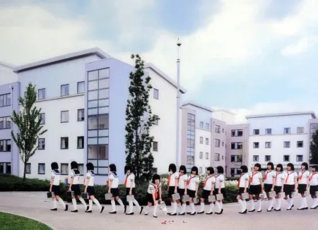 Фотографии Fullerton-Batten - Broken Lunchbox