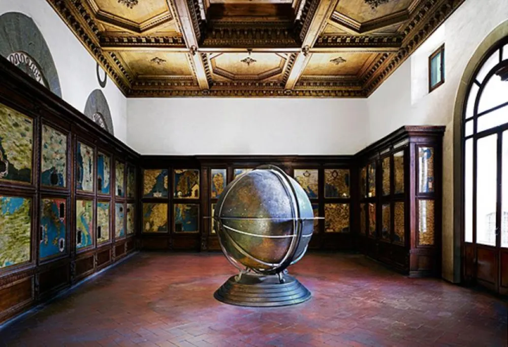 Многоэкземплярное Произведение Höfer - Historisch-Geographischer Schul-Atlas