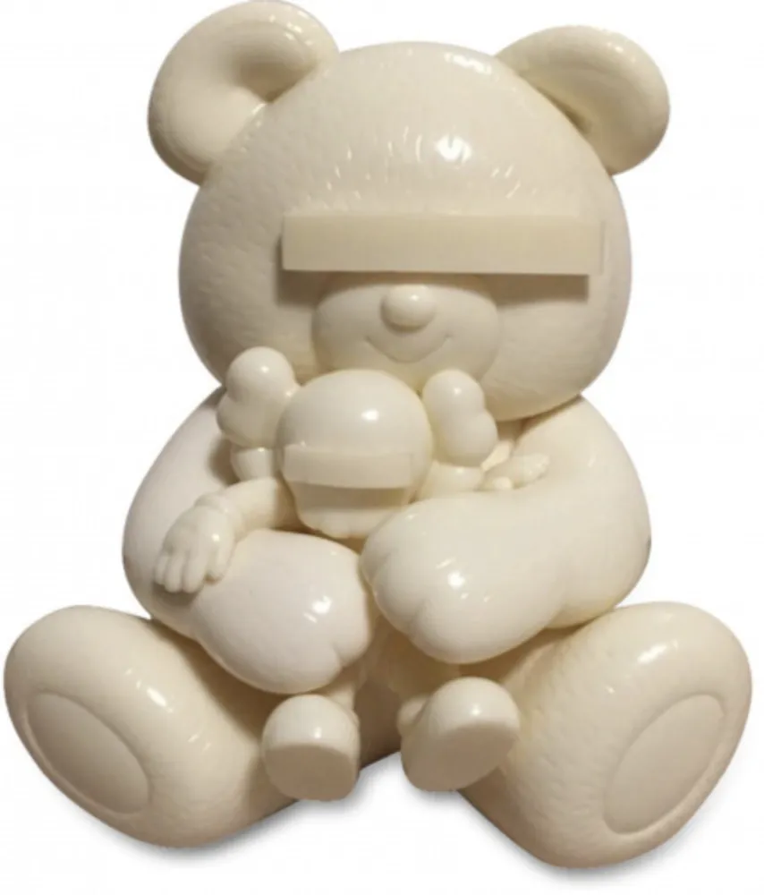 Многоэкземплярное Произведение Kaws - Undercover Bear (white)