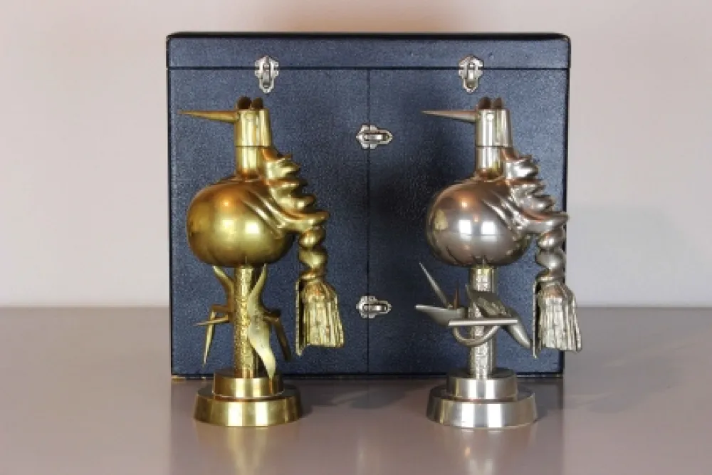 Многоэкземплярное Произведение Lam - Oiseau de feu et de fer