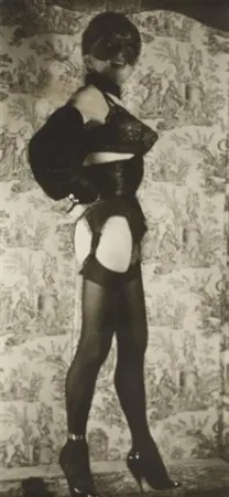 Нет Никаких Технических Molinier - Autoportrait au loup avec faux seins 