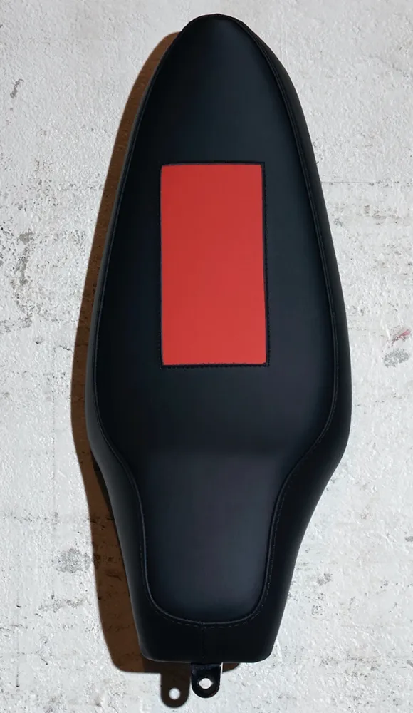 Многоэкземплярное Произведение Mosset - Untitled (Banana saddle)