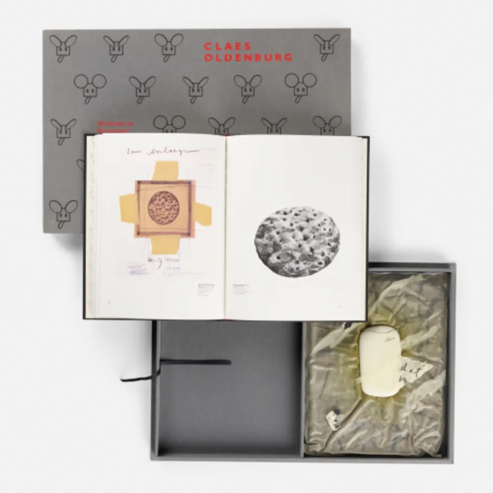 Многоэкземплярное Произведение Oldenburg - The Soap at Baton Rouge