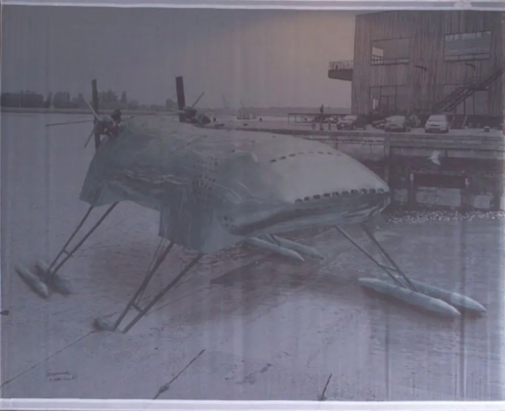 Многоэкземплярное Произведение Panamarenko - Scotch Gambit at Rijnkaai, Antwerpen