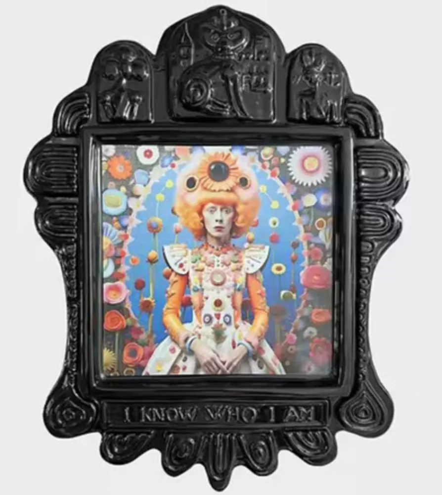 Многоэкземплярное Произведение Perry - Totally Unique Thing Ceramic Frame