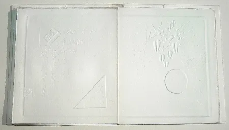 Иллюстрированная Книга Peverelli - Petite suite en blanche majeur