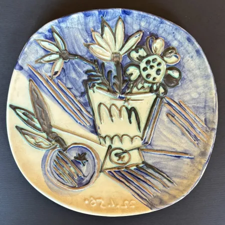 Нет Никаких Технических Picasso - Pablo Picasso (1881–1973) - Bouquet à la pomme (A.R. 305) - White terracotta decorated with oxidised paraffin and glazes - 1956