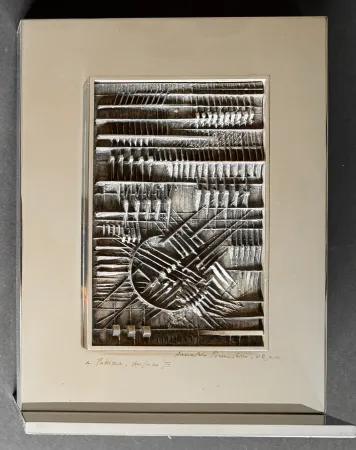 Нет Никаких Технических Pomodoro - Arnaldo Pomodoro (1926 - 2025) - Bassorilievo - Silver sculpture with chrome-plated brass - 1973