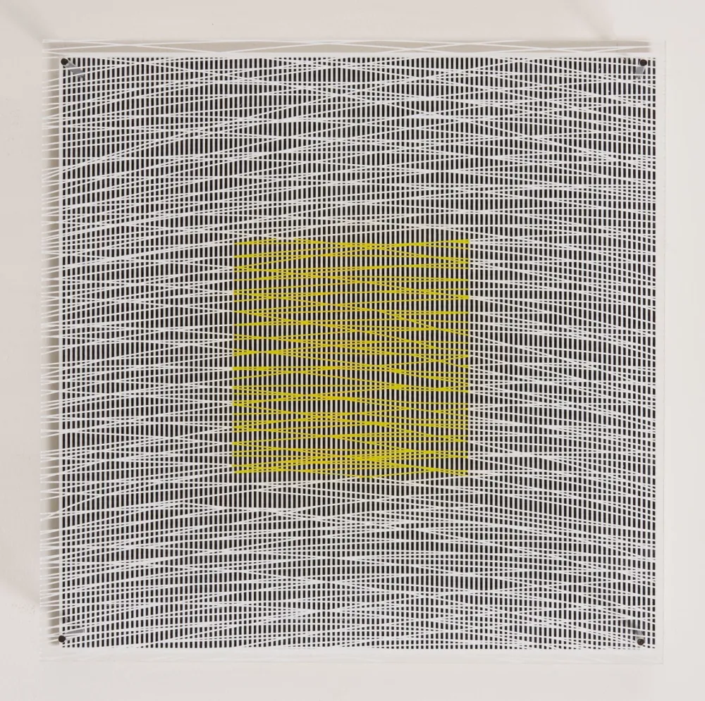 Многоэкземплярное Произведение Soto - Cuadrado y Curvas Virtuales