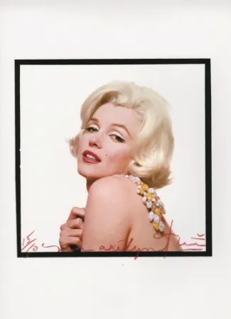 Многоэкземплярное Произведение Stern - Marilyn jewels down the back