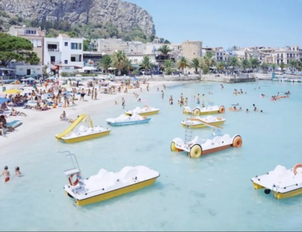 Многоэкземплярное Произведение Vitali - Mondello Paddle Boats