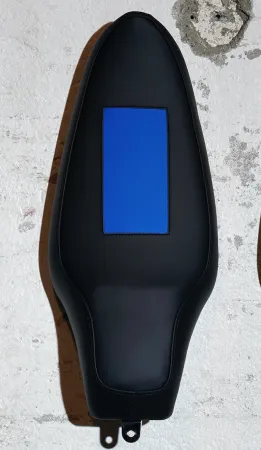 Многоэкземплярное Произведение Mosset - Untitled (Banana saddle)